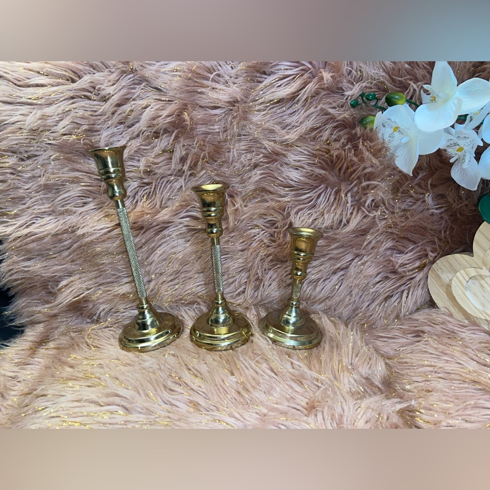 Candle sticks